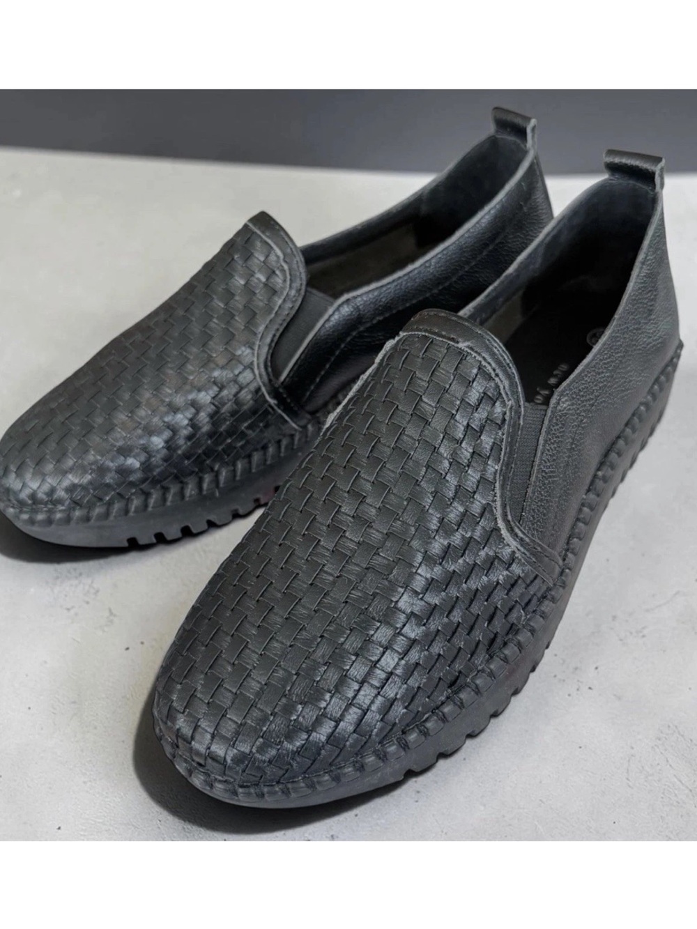 Bernie Mev TW114 Black Slip On All Leather Loafers Weaved US 7 EU 38